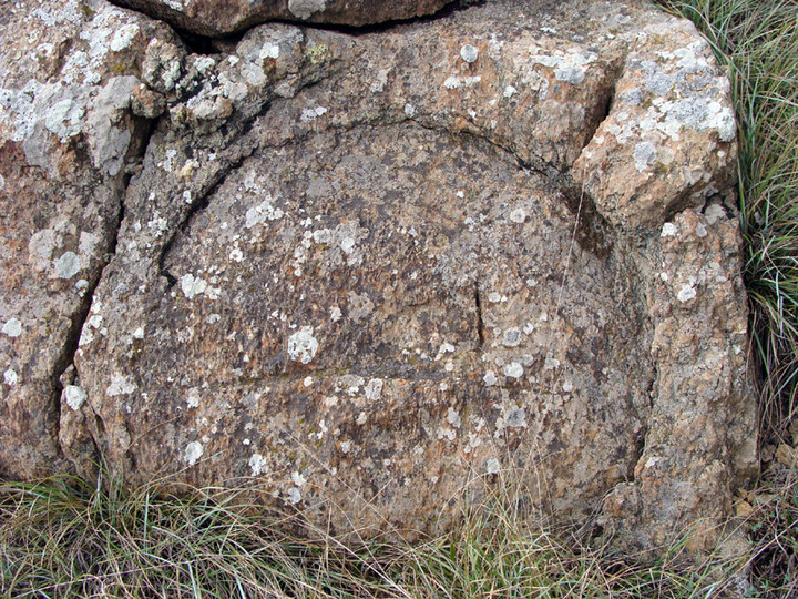 Monte Tobbio's engraved stone (Engraved stone) by wido_piemonte