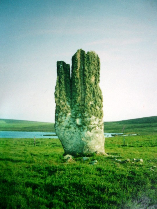 Stone of Setter (Standing Stone / Menhir) by Billy Fear