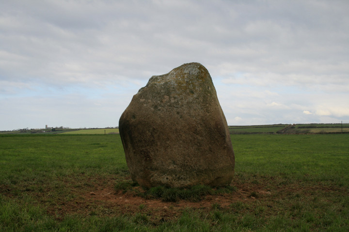 Devil's Quoit (Sampson) (Standing Stone / Menhir) by postman