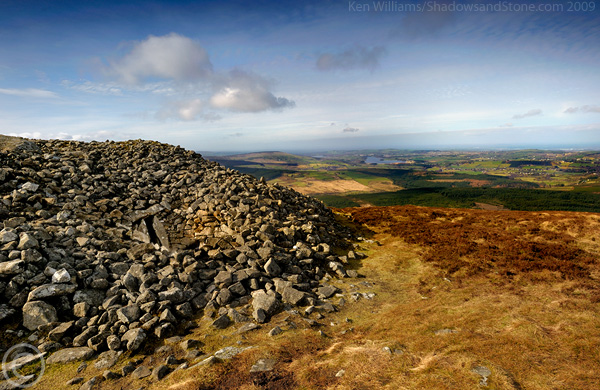 Seefin Hill (Chambered Cairn) by CianMcLiam