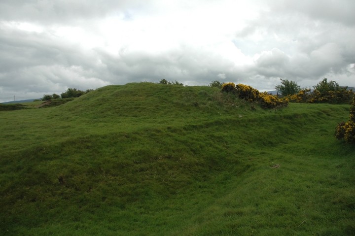 Caureen (Artificial Mound) by ryaner