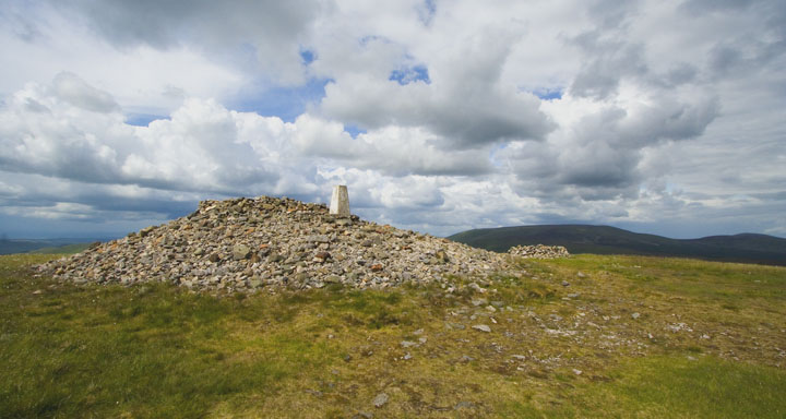 Russell's Cairn (Cairn(s)) by Hob