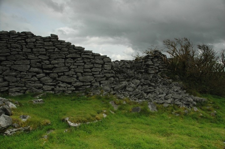 Caherconnell (Stone Fort / Dun) by ryaner