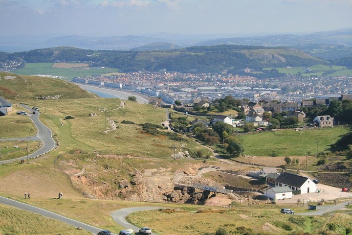 Great Orme Mine (Ancient Mine / Quarry) by postman