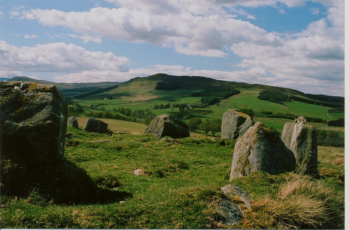 Meikle Findowie (Stone Circle) by GLADMAN