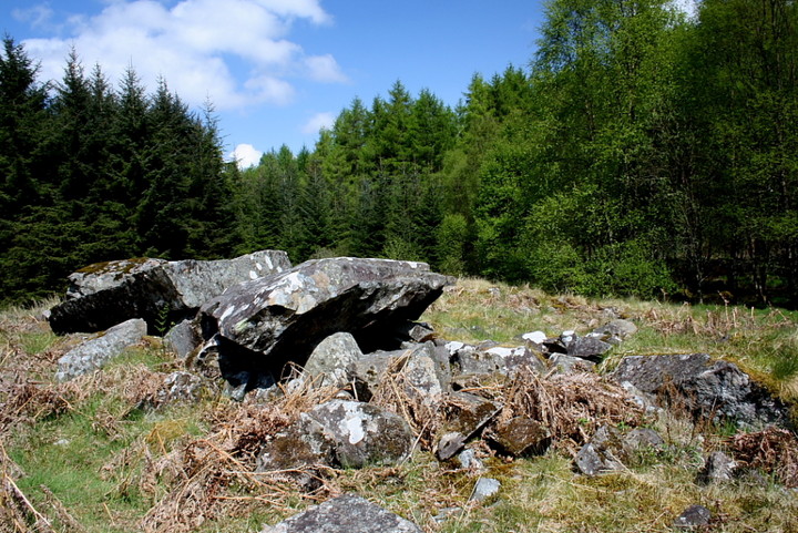 White Cairn (Chambered Cairn) by GLADMAN