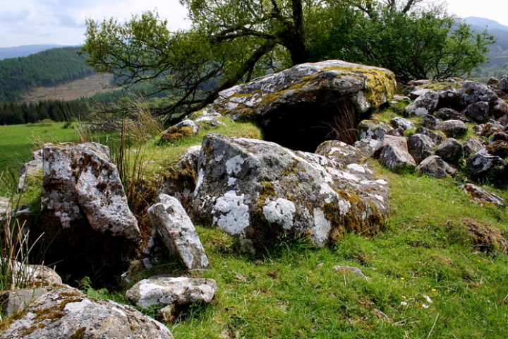 Achnagoul I (Chambered Cairn) by GLADMAN