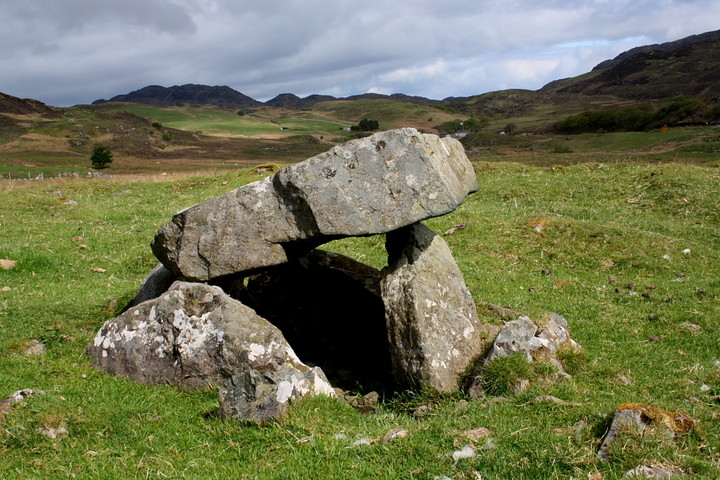 Greadal Fhinn (Chambered Cairn) by GLADMAN