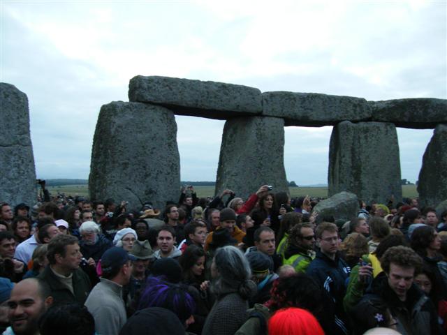 Stonehenge (Circle henge) by paganpippalee