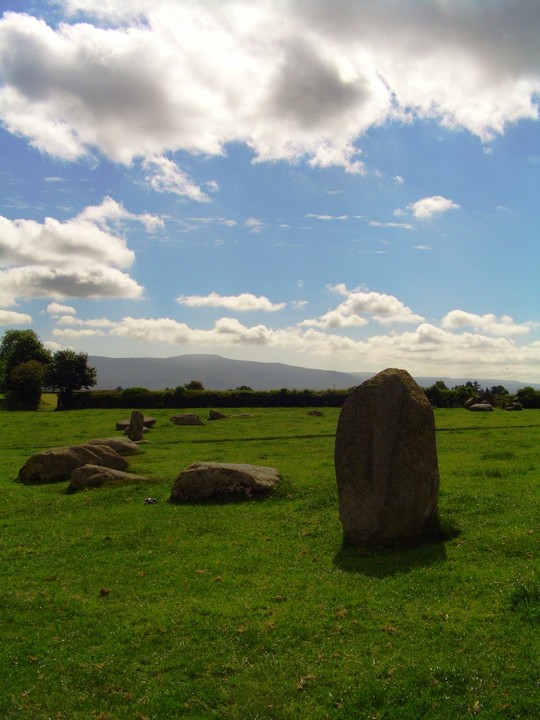 Long Meg & Her Daughters (Stone Circle) by faerygirl