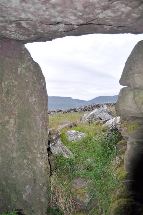 Doonmanagh (Puicin an Chairn) (Wedge Tomb) by bogman