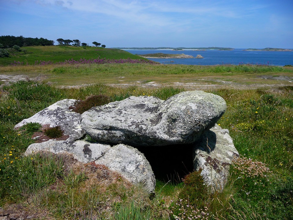 Normandy Down (Chambered Cairn) by thesweetcheat