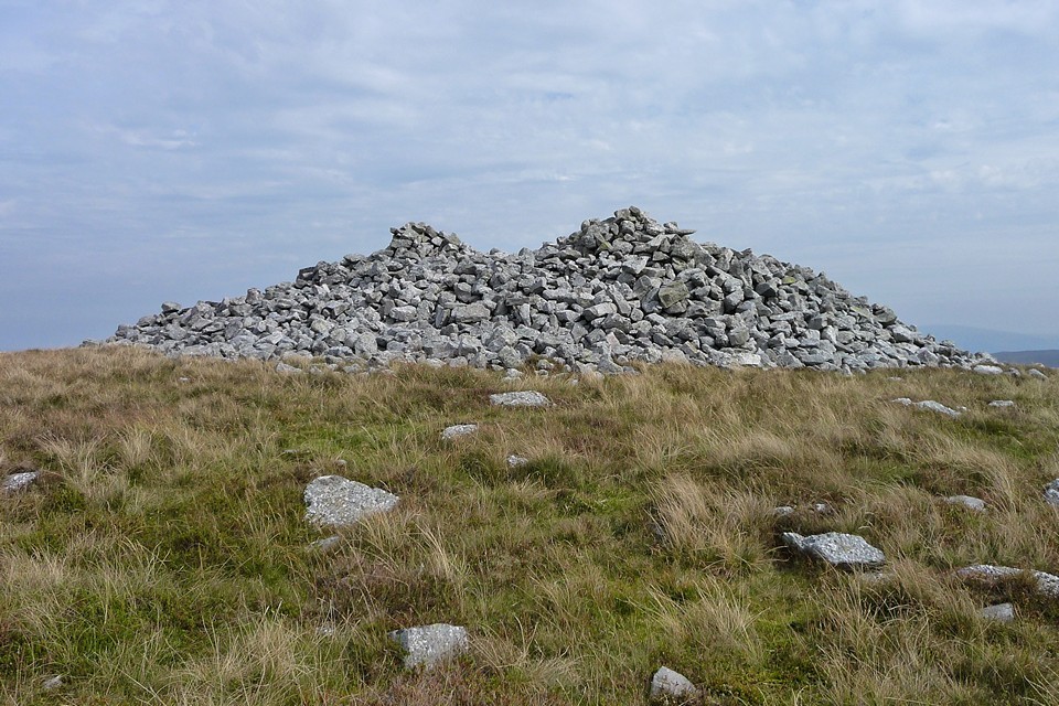 Cefn yr Ystrad (Cairn(s)) by thesweetcheat