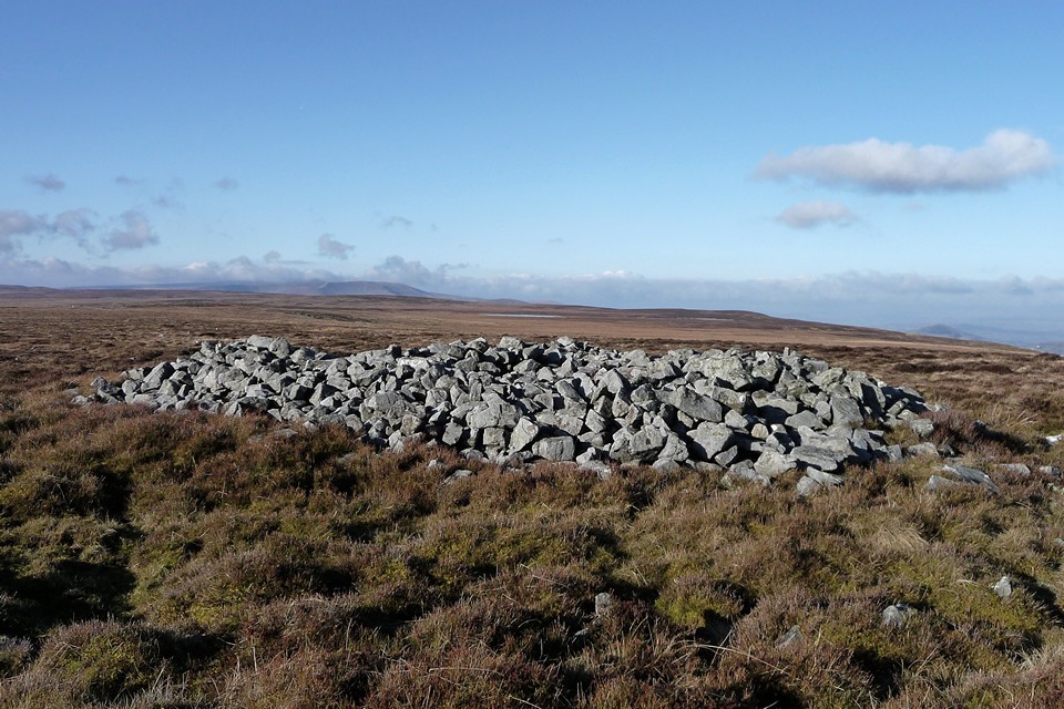 Mynydd Pen-cyrn (Cairn(s)) by thesweetcheat
