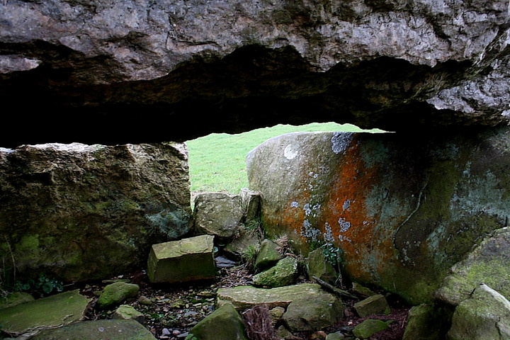 Pen-Rhiw (Wedge Tomb) by GLADMAN