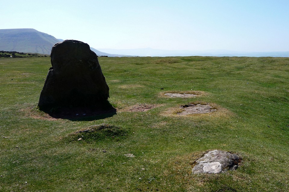 Pen-y-Beacon (Stone Circle) by thesweetcheat