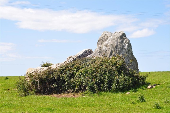 Cloghcor (Portal Tomb) by bogman