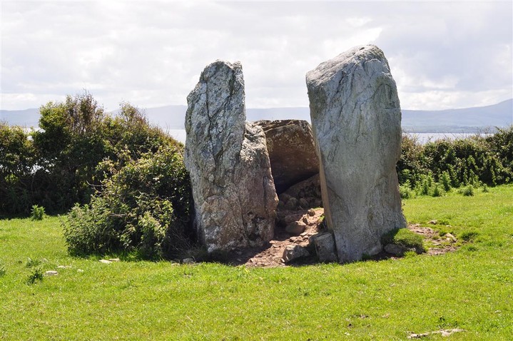 Cloghcor (Portal Tomb) by bogman