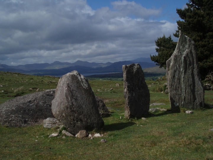Cashelkeelty NW (Stone Circle) by stonemad