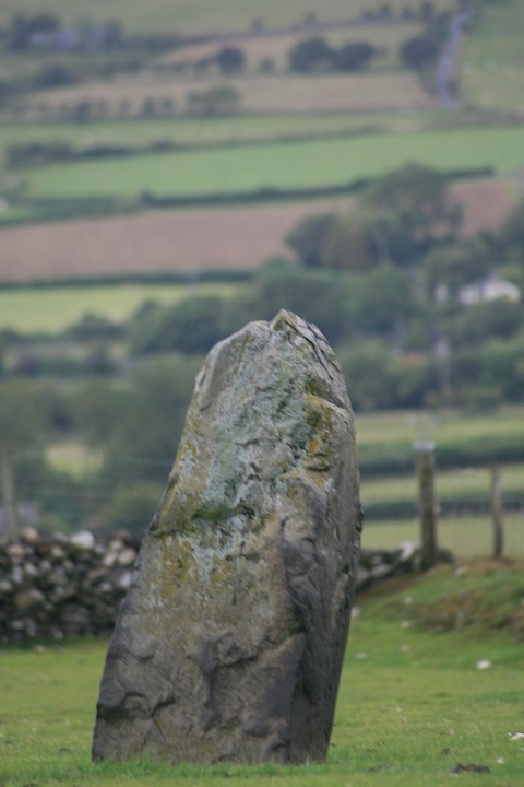 Waen Fach (Standing Stone / Menhir) by postman