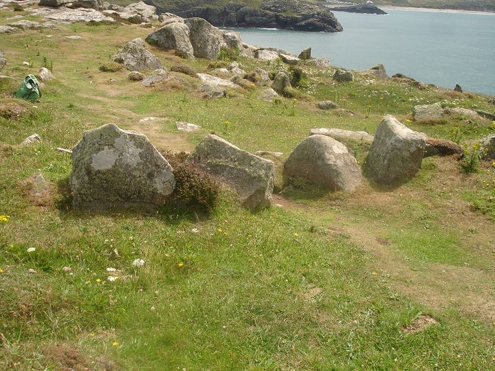 St David's Head Camp (Cliff Fort) by moss