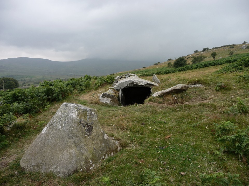 Rhiw Burial Chamber (Burial Chamber) by thesweetcheat