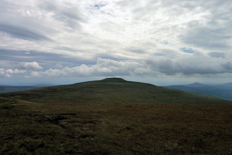 Pen y Gadair Fawr (Round Cairn) by thesweetcheat