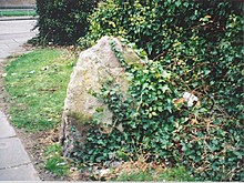 <b>Niddrie Standing Stone</b>Posted by Martin