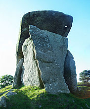 <b>Trethevy Quoit</b>Posted by heptangle