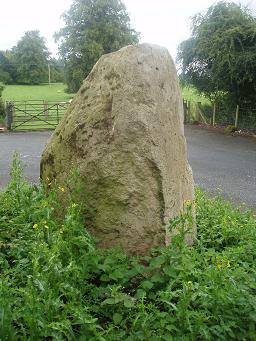 Skirsgill Standing Stone (Standing Stone / Menhir) by Vicster