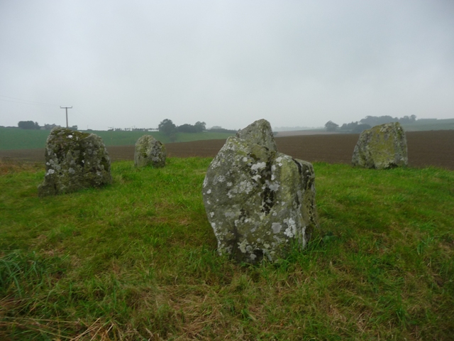 South Ythsie (Stone Circle) by drewbhoy