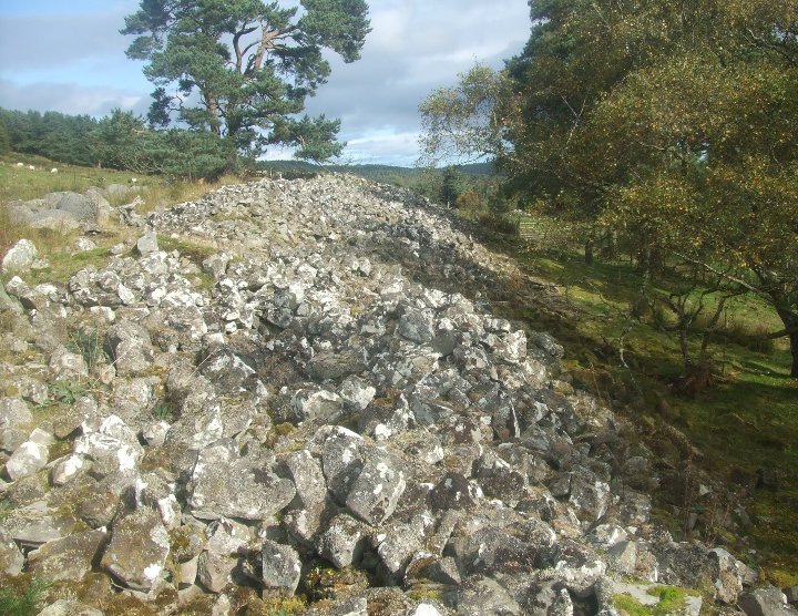 Kinrive West (Long Cairn) by strathspey