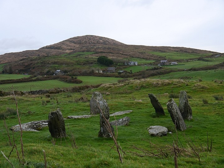 Dunbeacon (Stone Circle) by Meic