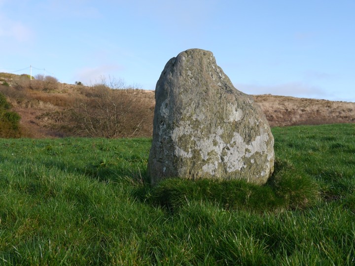 Cappaleigh North (Standing Stone / Menhir) by Meic