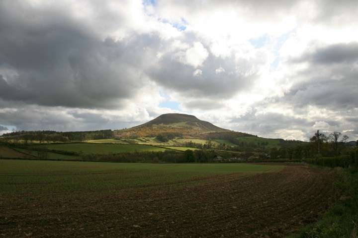 Eildon Hills by BigSweetie