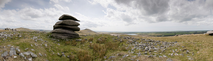 Showery Tor (Ring Cairn) by RoyReed