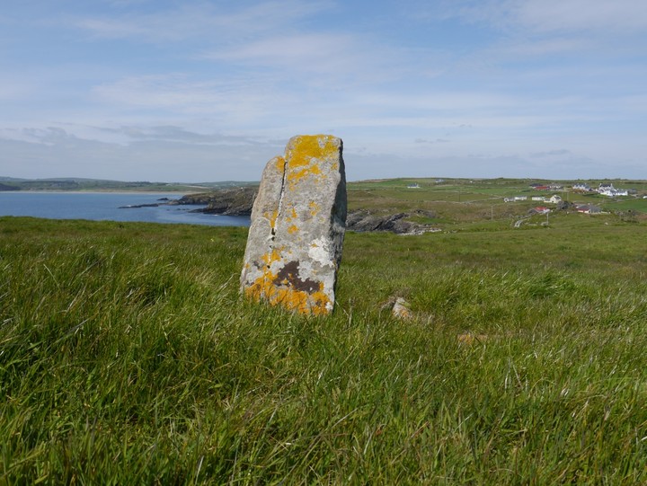 Galley Head (Standing Stone / Menhir) by Meic