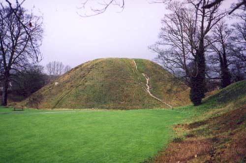 Thetford Castle (Hillfort) by juamei