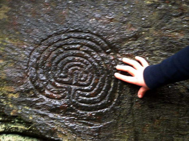 Rocky Valley Rock Carvings (Carving) by phil