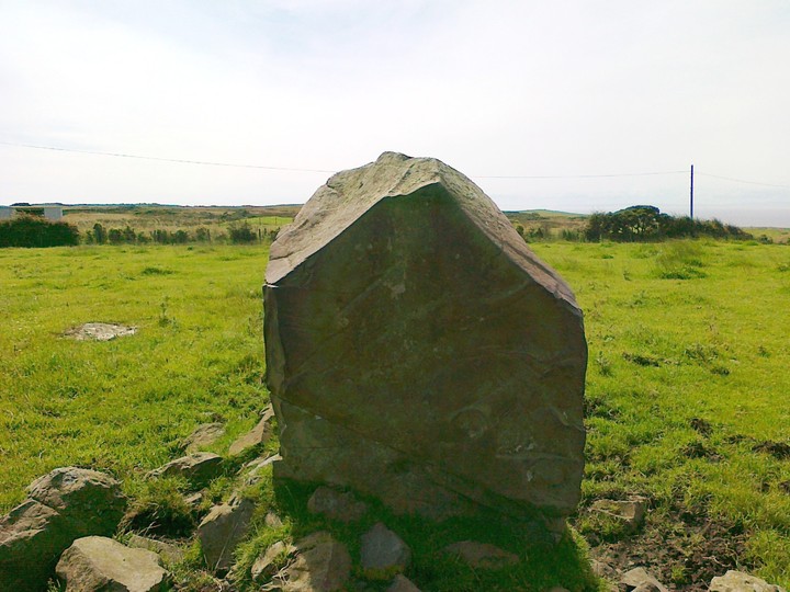 Knock and Maize (Standing Stone / Menhir) by broch the badger