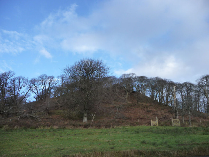 Mynydd-y-Castell (Hillfort) by thesweetcheat