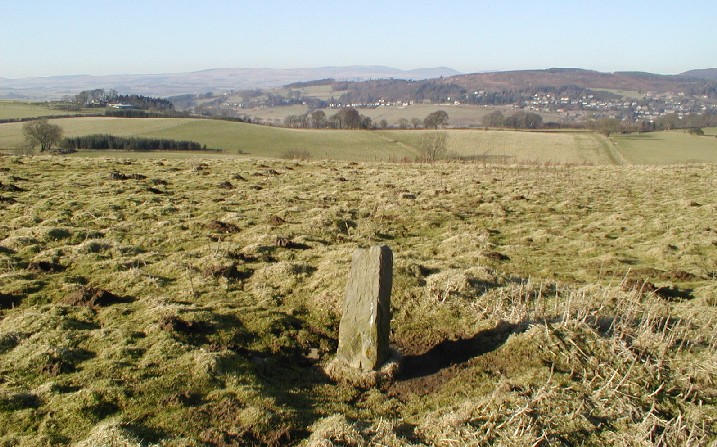 Lordenshaws Standing Stone (Standing Stone / Menhir) by pebblesfromheaven