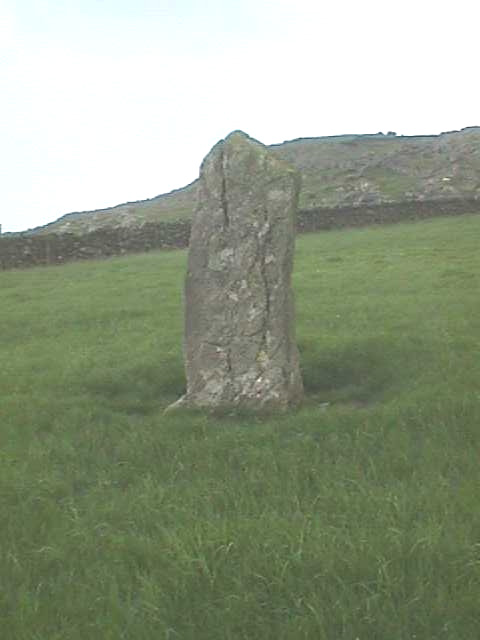 Moel-y-Sensigl (Standing Stone / Menhir) by Howden