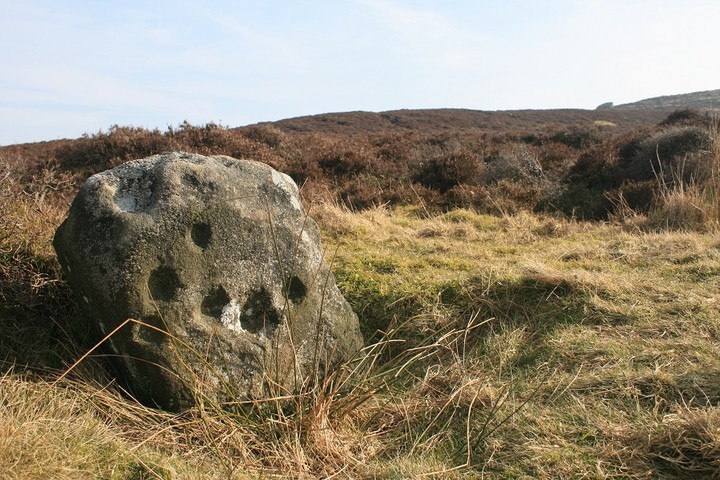 Stanage (Cup Marked Stone) by postman