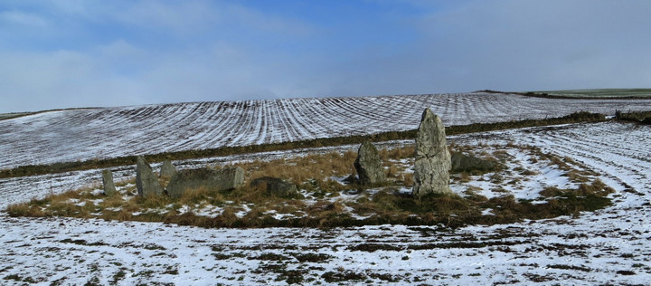 Balquhain (Stone Circle) by LesHamilton