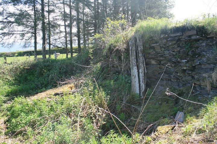 Penyrwrlodd (Long Cairn) by postman