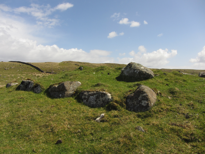 Carn Ban (Stone Fort / Dun) by thelonious