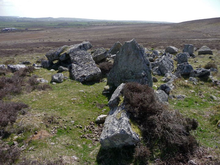 Sweyne Howes (south) (Chambered Tomb) by thesweetcheat