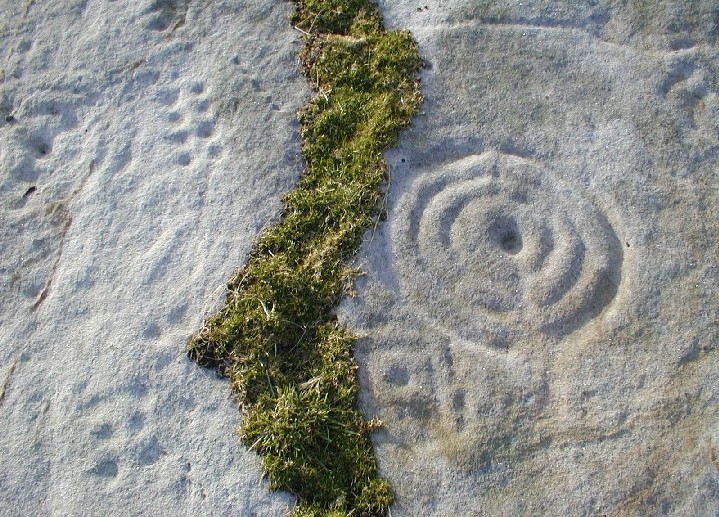 Chatton (Cup and Ring Marks / Rock Art) by pebblesfromheaven