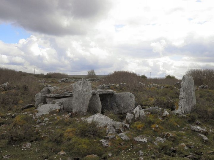 Creevagh (Wedge Tomb) by bawn79